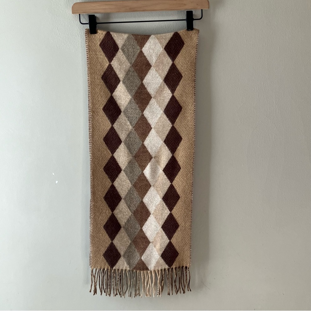 VINTAGE Cashmink Diamond Pattern Fringe Scarf